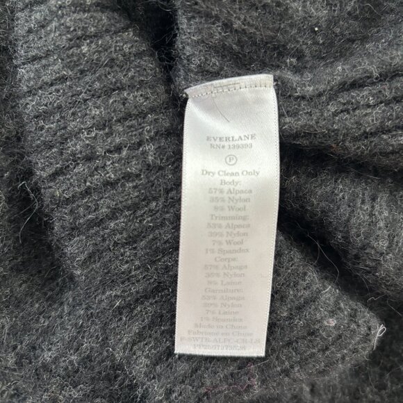 Everlane The Cocoon Crew in Alpaca in Black Heather - XS - Picture 5 of 5